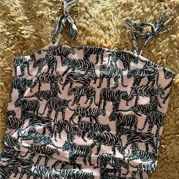 Pink Tiger Print set - Picture 2 of 6